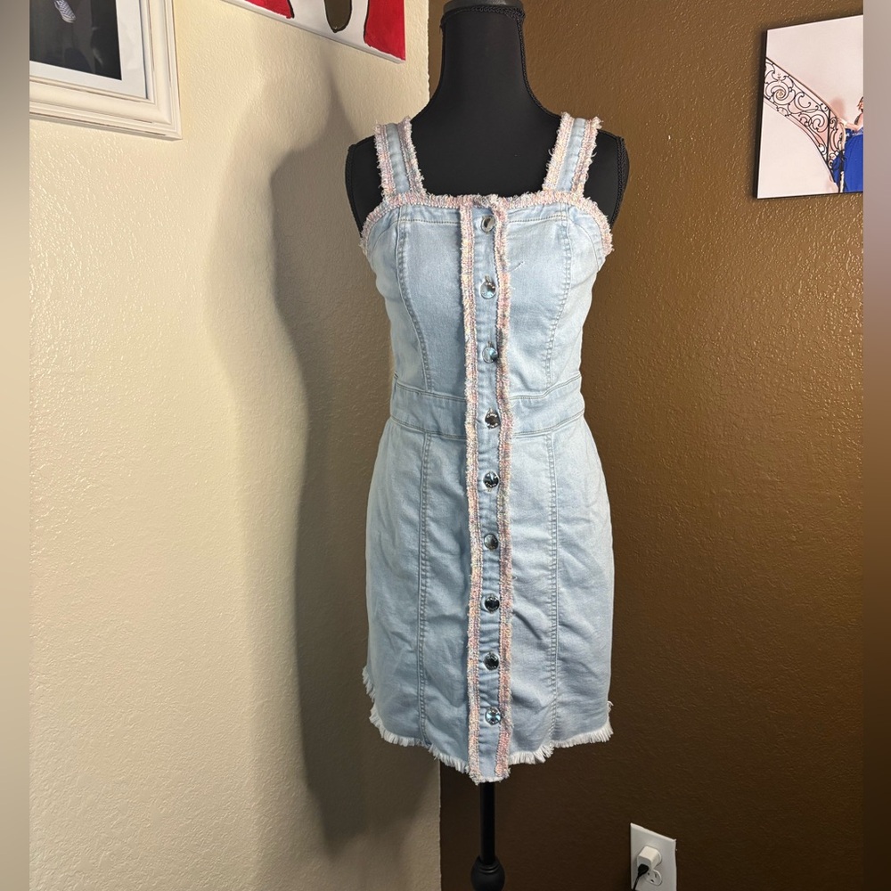 VENUS Light Blue Denim Mini Dress with Pink Trim